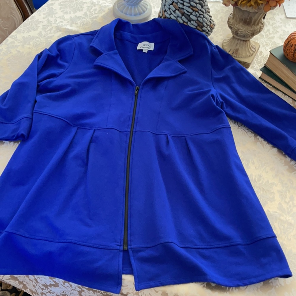 Elegant Royal Blue Women's Trench Coat - Picture 3 of 9